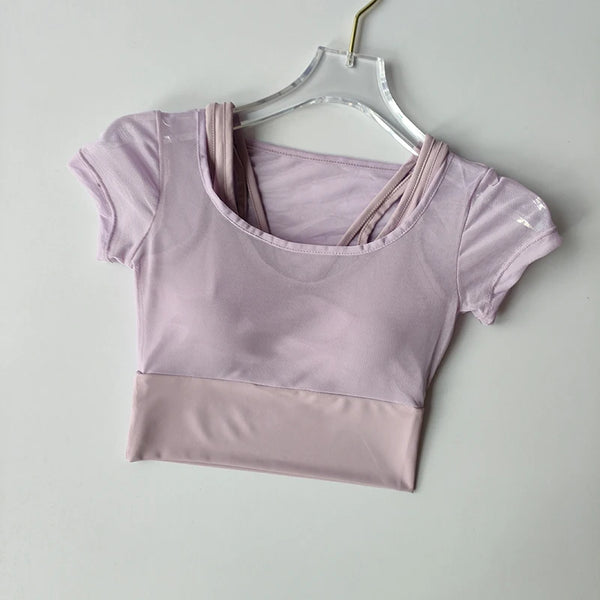Women’s Pilates & Yoga Top – Chest Cushion & Quick-Dry